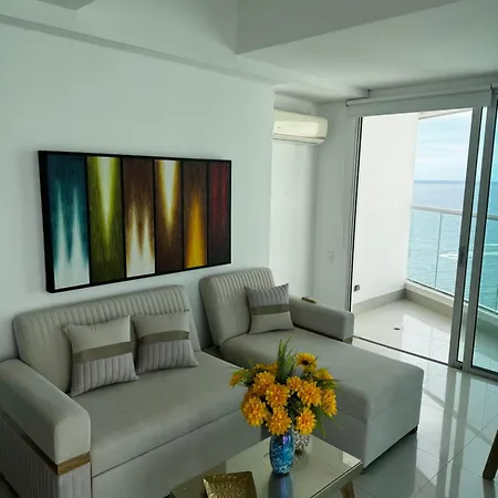 Vistas Al Mar Y Exclusividad De Lujo En Bocagrande
